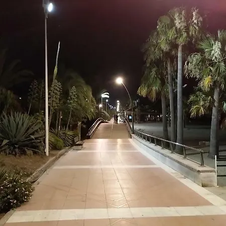 First Line Sea View Apartamento Estepona