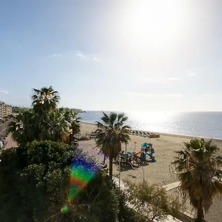First Line Sea View Appartement